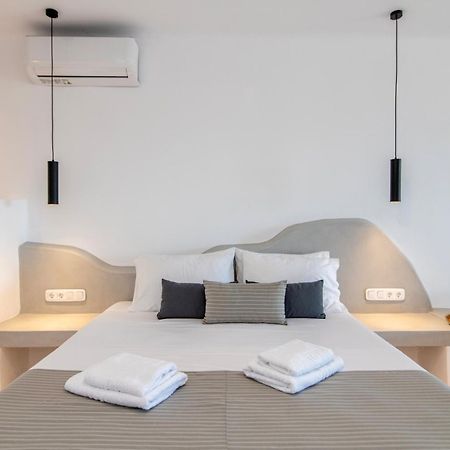 Παράθυρο στο Αιγαίο 2 - Small Suites Τήνος Δωμάτιο φωτογραφία