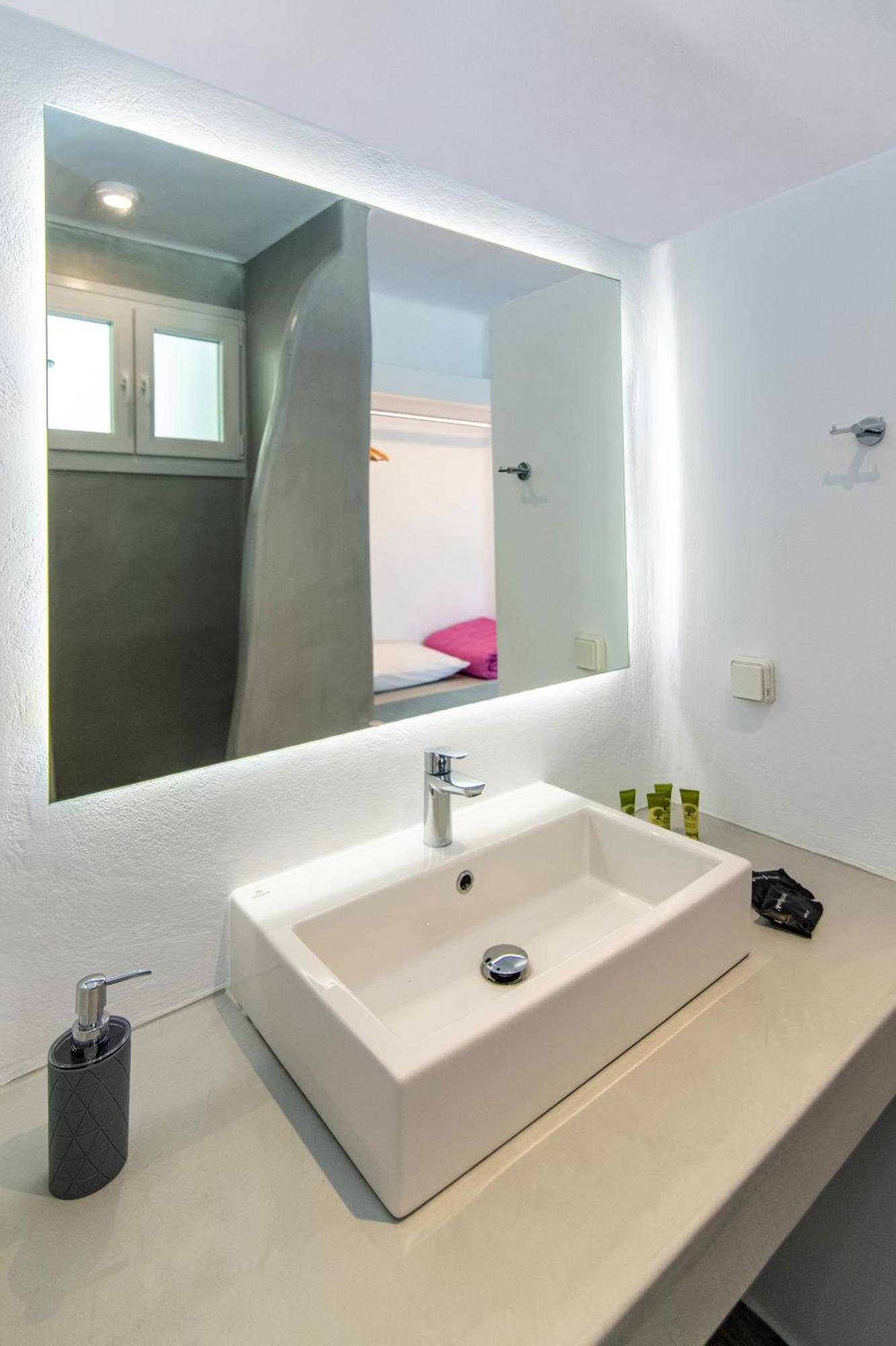 Παράθυρο στο Αιγαίο 2 - Small Suites Τήνος Δωμάτιο φωτογραφία