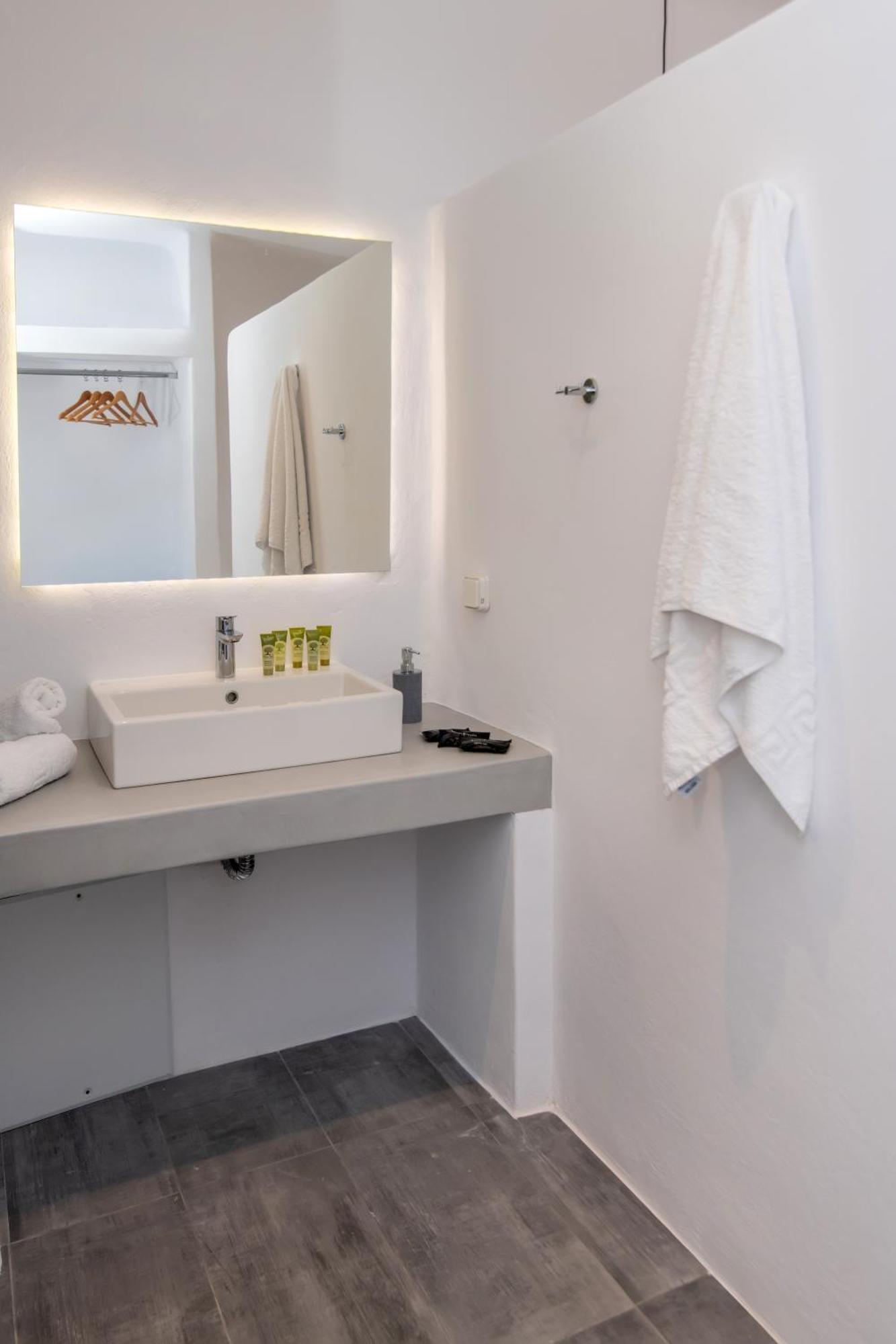 Παράθυρο στο Αιγαίο 2 - Small Suites Τήνος Δωμάτιο φωτογραφία
