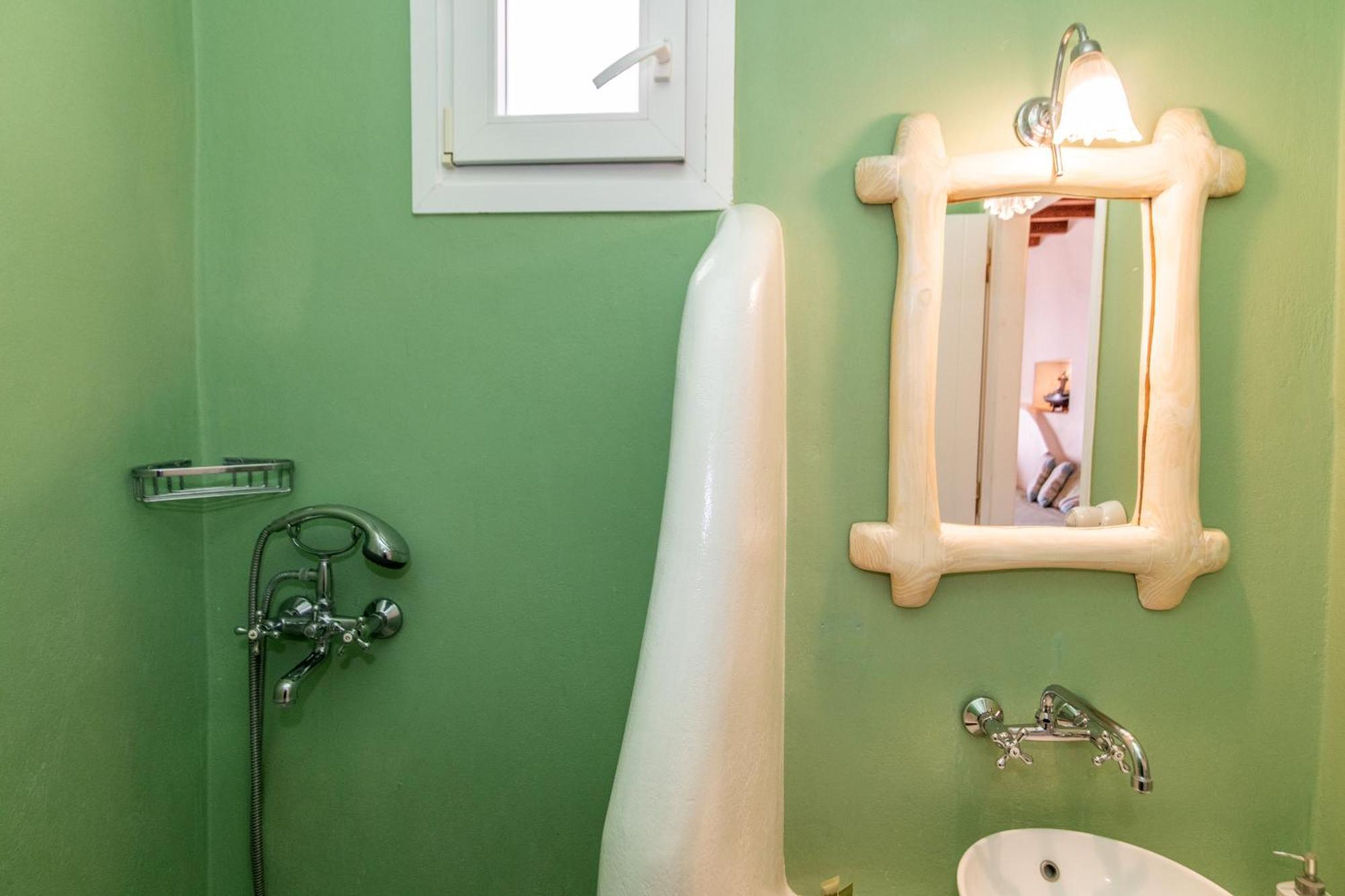 Παράθυρο στο Αιγαίο 2 - Small Suites Τήνος Δωμάτιο φωτογραφία