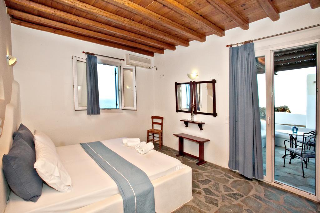 Παράθυρο στο Αιγαίο 2 - Small Suites Τήνος Δωμάτιο φωτογραφία