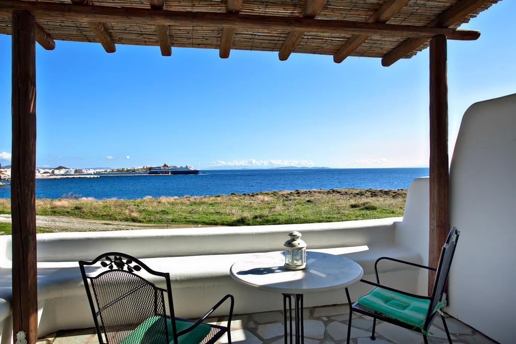 Παράθυρο στο Αιγαίο 2 - Small Suites Τήνος Δωμάτιο φωτογραφία