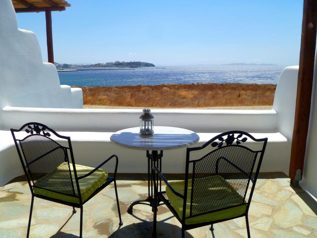 Παράθυρο στο Αιγαίο 2 - Small Suites Τήνος Δωμάτιο φωτογραφία